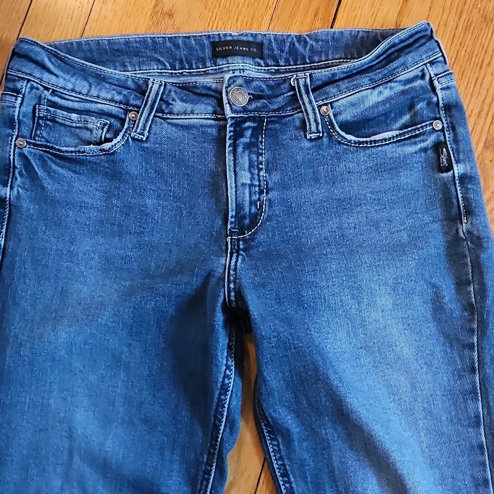 Silver Suki Boot Cut Sz 28x33 Denim Jeans, Medium Wash Blue